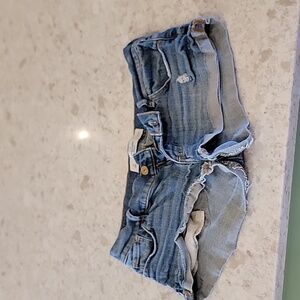 Abercrombie & Fitch Jean short size 4